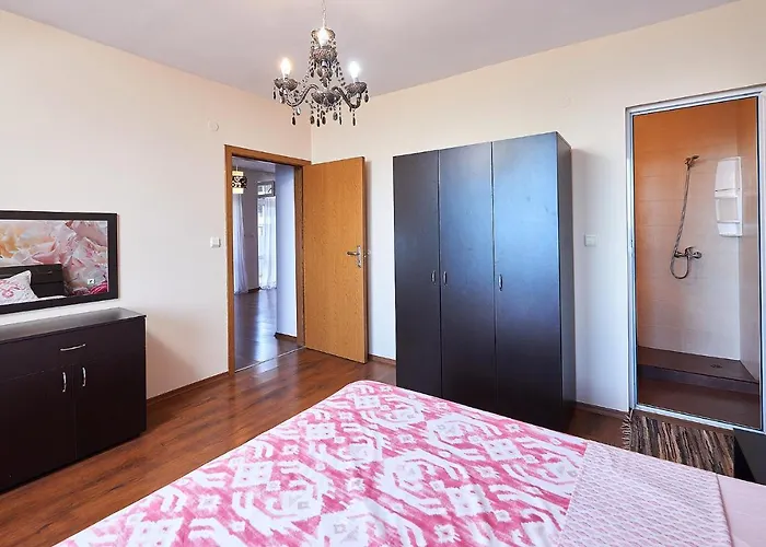 Apartment Alerina